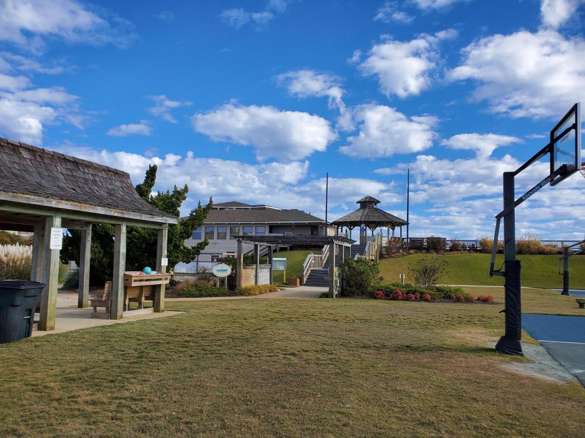 Hook, Wine, And Stinkers Villa Корола Екстериор снимка